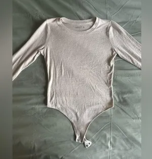 Abercrombie & Fitch Soft A&F Cozy Cream Long Sleeve Bodysuit thumbnail 2