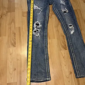 Rock Revival 26 Ferry Women’s Jeans Straight Mid-Rise Boot Cut EUC cowgirl rodeo thumbnail 4