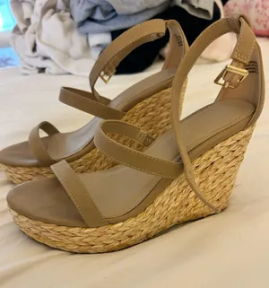 Altar'd State heels thumbnail 1