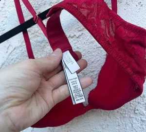 PINK - Victoria's Secret 32A dream girls push-up red Lacey gold trim bra thumbnail 3