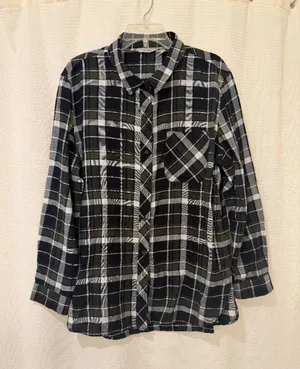 Athleta XL Plaid Button Down Shirt Gray Black 100% Cotton Long Sleeve thumbnail 1