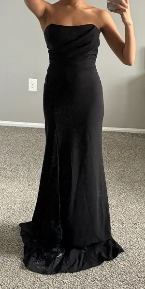 Windsor Black Prom Dress thumbnail 1