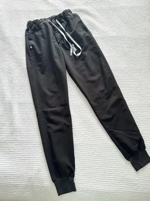 FIGS black jogger scrub pants  thumbnail 1