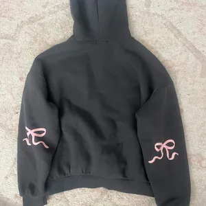 Edikted Black Sweater with Pink Bow Details thumbnail 3