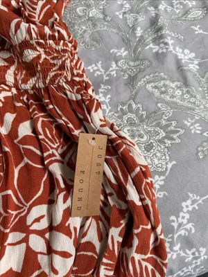 Women's Rust Floral Maxi Dress - Sleeveless V-Neck thumbnail 4
