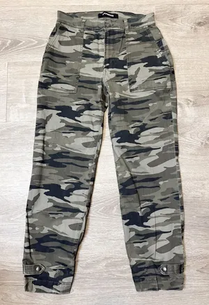 •Express• High Rise Cropped Straight Camo Jeans thumbnail 1