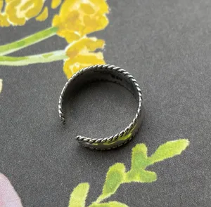 Milgrain Wide Band Sterling Silver Toe Ring thumbnail 3