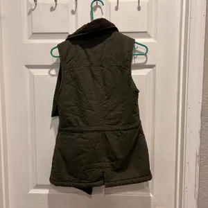 Altar'd State Olive Green Faux Fur Lined Utility Vest Small Granola Cabincore thumbnail 5