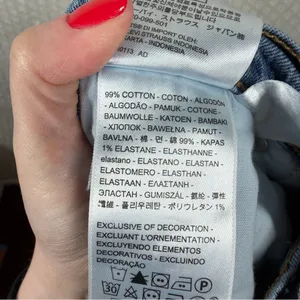 Levi’s Premium 70’s High‎ Rise Flare Jeans thumbnail 6