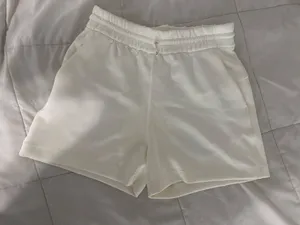 Lululemon Softstreme High-Rise Shorts 4" thumbnail 4