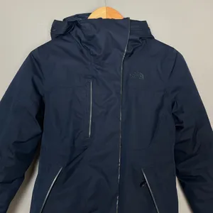 The North Face Parka Jacket Coat Women Navy Blue Hood Insulated NO‎ FUR TRIM Sml thumbnail 3