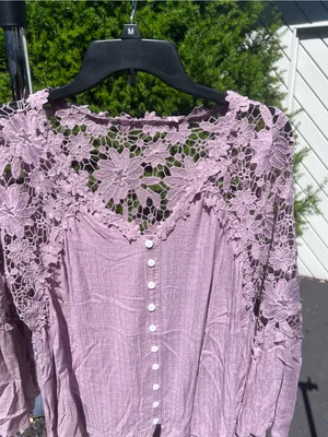 Amazon Crochet Yoke Faux Button-Front Blouse in Dusty Mauve thumbnail 2
