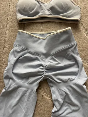 Amazon Workout Set thumbnail 2