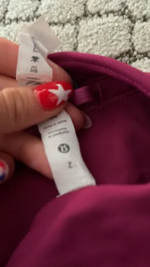lululemon magenta leggings size 2 thumbnail 4