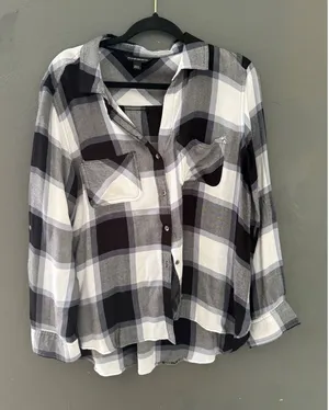 Rock & Republic Womens Black White Plaid Button Down Rayon Shirt Large Fall thumbnail 1