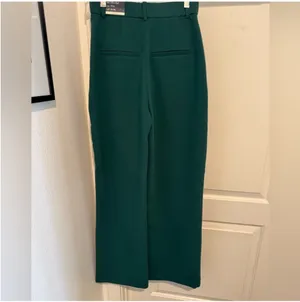 Abercrombie and fitch pants thumbnail 6