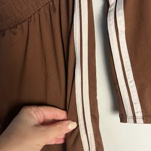 Feathers Brown Track Shorts and Knot Tie Top- Super Comfortable thumbnail 7