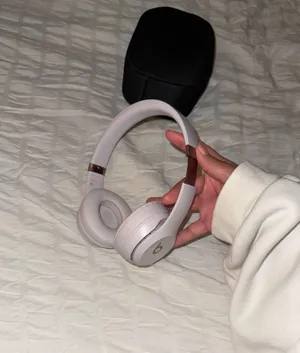 Beats Wireless Solo 4 Bluetooth thumbnail 1