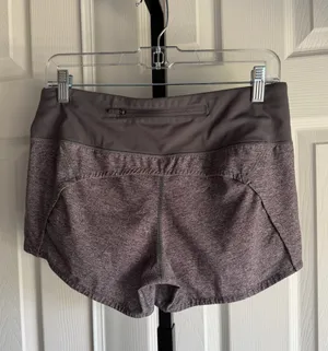 Lululemon Athletic Running Shorts Gray Lined 4" Inseam Women's Size: 6 thumbnail 4