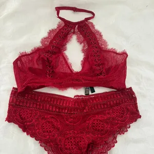 Victoria-s-secret Women's Red Bra thumbnail 1