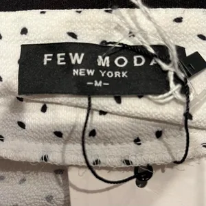 🍒Nwt Moda White And Black Polka Dot Wrap Dress Size Medium🍒 thumbnail 6