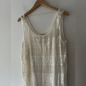American‎ Eagle Cream Lace Fringe Sleeveless Boho Mini Dress thumbnail 2