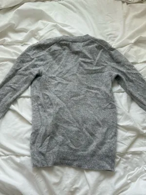 Nordstrom Light grey cashmere sweater thumbnail 6
