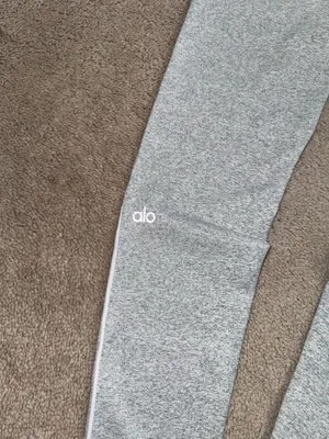 *Grey* Alo Yoga Bra & Leggings thumbnail 5