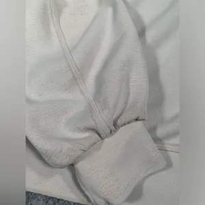Lululemon athletica Cream/white Crewneck Sweatshirt thumbnail 2