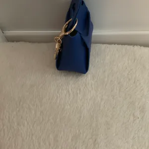 Key fob Blue thumbnail 4