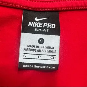 Nike Pro Dri-Fit Long Sleeve 1/2 Zip Pullover Running Top Red Pattern Size Small thumbnail 6