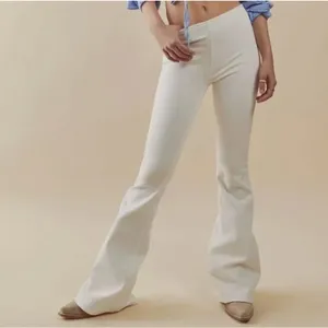 NWT Free People Penny Pull on Flare Jeans ~ White~ size 32 🤍 thumbnail 5