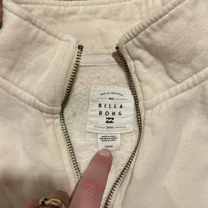BILLABONG CREAM QUARTER ZIP PULLOVER SWEATSHIRT thumbnail 2