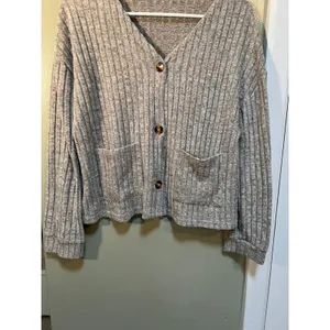 Women's Sz Medium Button Front Cardigan Heather Gray Oatmeal Ribbed Soft Pockets thumbnail 4