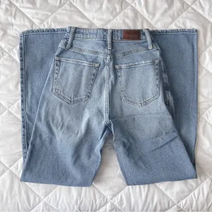 Hollister High Waisted Distressed Dad Jeans thumbnail 5