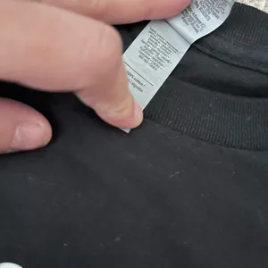 Gildan (Size L) Size L thumbnail 3