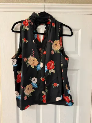 By Anthropologie Lace-Trim Silky Halter Tank Top Floral Scarf Size Medium New thumbnail 4