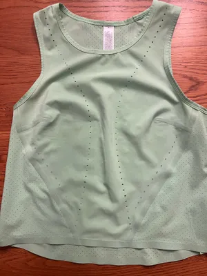 Lululemon Women’s Lime Green Performance Tank Top thumbnail 1