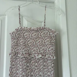 Mable Daphne Smocked Midi Dress Tiered Ruffle Stretch Medium Floral Print Dainty thumbnail 4