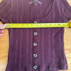 Aeropostale Aero‎ ‘seriously soft’ Burgundy Cropped Shirt Size Medium Top thumbnail 6