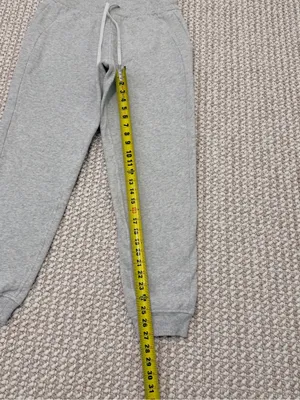 Lululemon Scuba High-Rise Jogger size 8 gray thumbnail 4