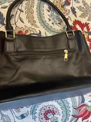Sleek Black Pebbled Tote with Pink Trim and Gold Hardware thumbnail 5