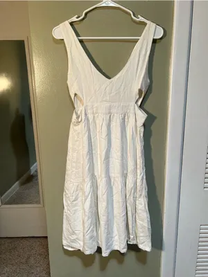Storia Women's Size Medium Sleeveless Midi Dress White V-Neck Cutout Button Fron thumbnail 6
