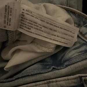 Abercrombie and Fitch Light Wash Skinny High Rise Split Front Seam Jeans thumbnail 7