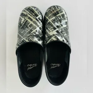 DANSKO Black and White Artistic Mules with Chunky Sole Size 36 (5.5) thumbnail 3