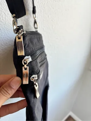 Baggallini Black Crossbody Shoulder Bag thumbnail 4