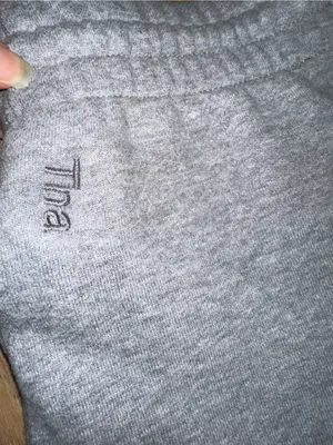 Aritzia TNA Boyfriend Sweatshirt 5” Heathered Light Grey cozy casual lounge Sm thumbnail 8