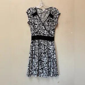 Vintage Y2K Dark Floral Dress M Witchy Romantic Fit Flare Black White thumbnail 9