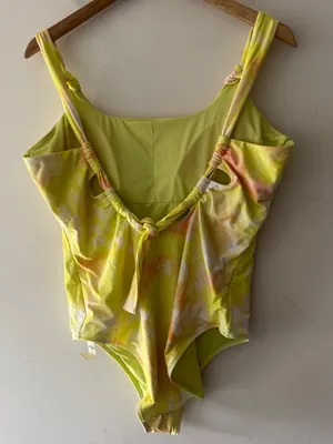 NEW!!‎ Aerie Yellow Tie Dye One Piece Full Coverage Swimsuit thumbnail 4