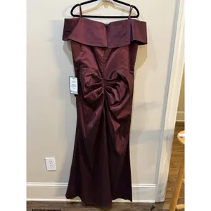 Xscape Andie Off the Shoulder‎ Ruffle Taffeta Gown Size 20W Wine thumbnail 5